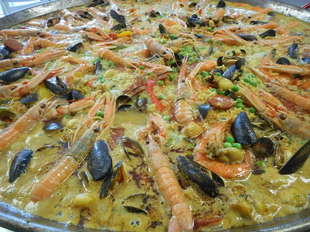 LES PLATS DU FORT Restaurant in Feyzin