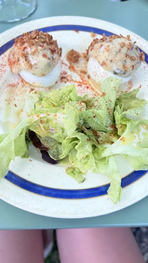 LAETITIA SATURNIN_Cantine de l'Œuf dur_Saint-Cyr-sur-Morin_review