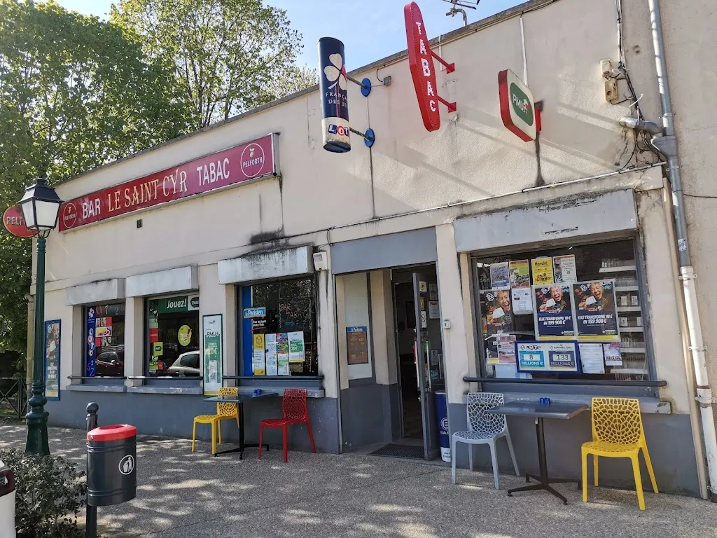 Le Saint Cyr restaurant in Saint-Cyr-sur-Morin