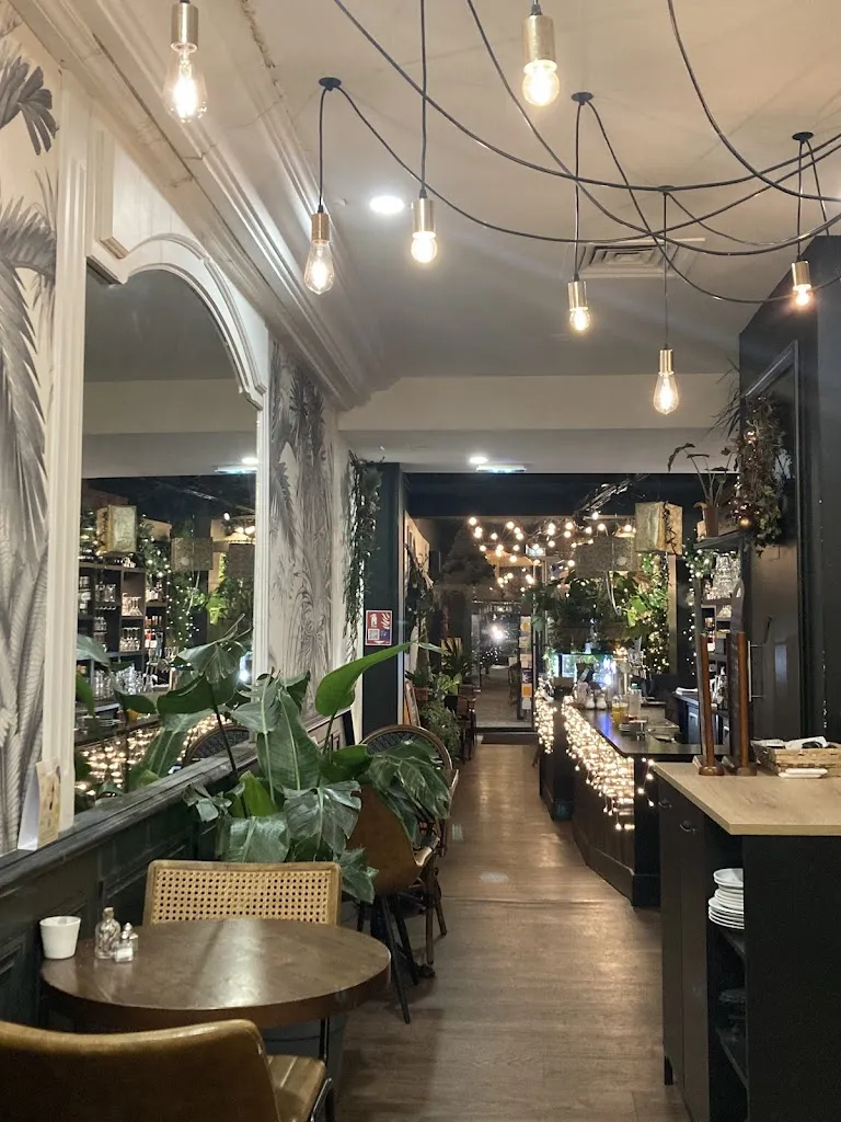 Angela Stienne_Restaurant Le Toucan - Bistrot chic et fait maison Saint-Germain-en-Laye_Saint-Germain-en-Laye_review