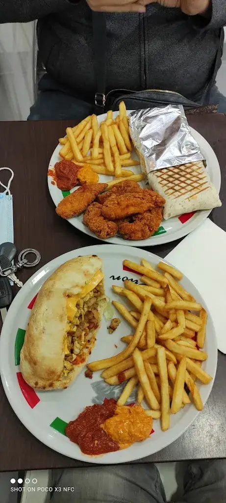 Menu_Pizza Lina Pizzeria_Saint-Chéron_image_5