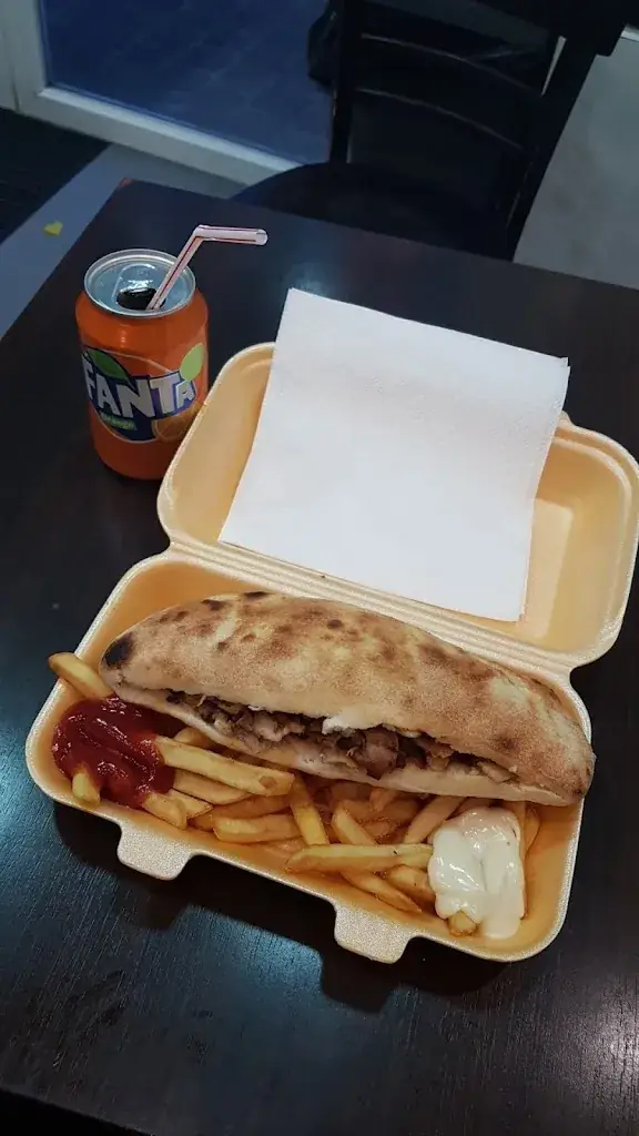 Menu_Pizza Lina Pizzeria_Saint-Chéron_image_6