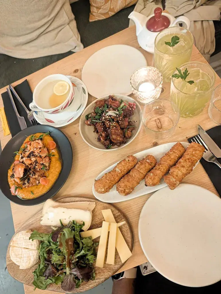 Christina Johnson_Lovebird Saint-Cloud_Saint-Cloud_Bewertung