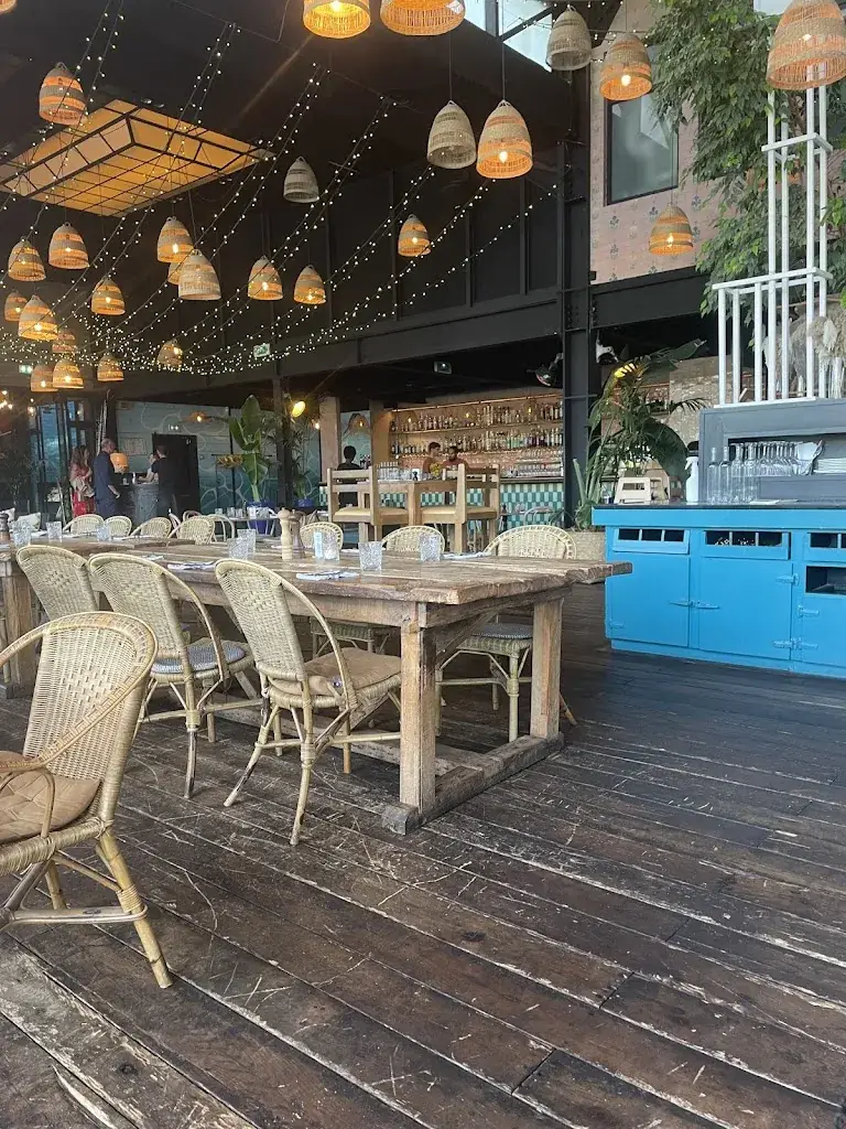 Quai Ouest_Saint-Cloud_slider_image_3