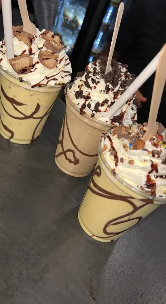 Shakes & Food Restaurant in Feyzin