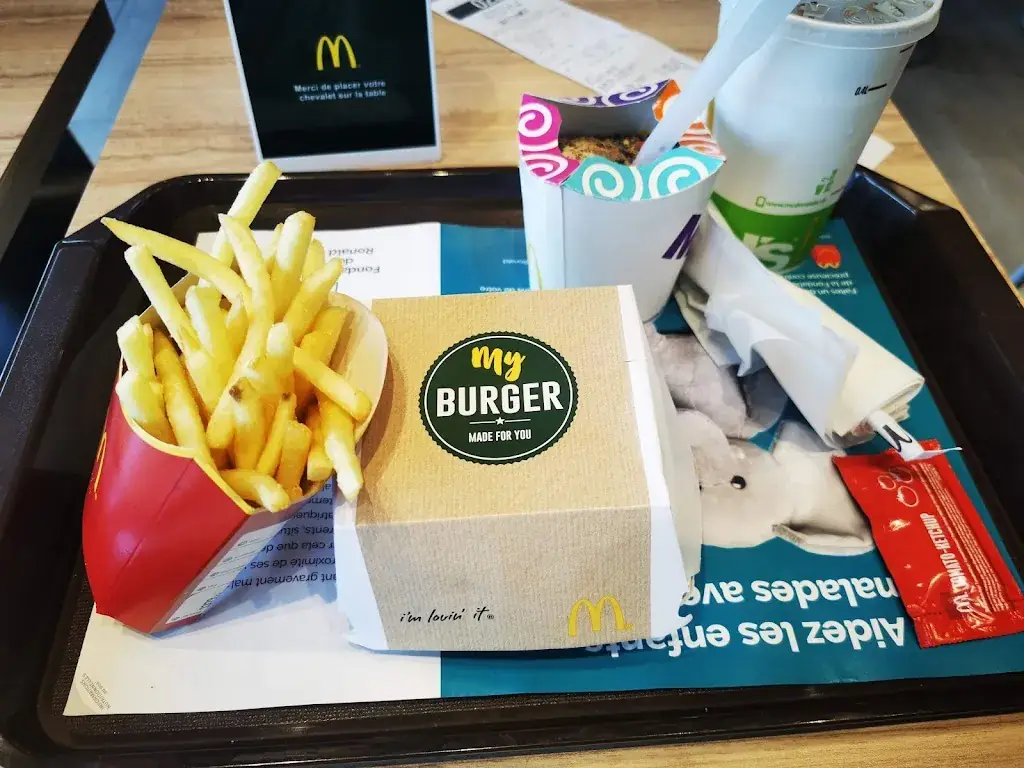 Menu_McDonald’s Restaurant_Tour-de-Trême_image_4