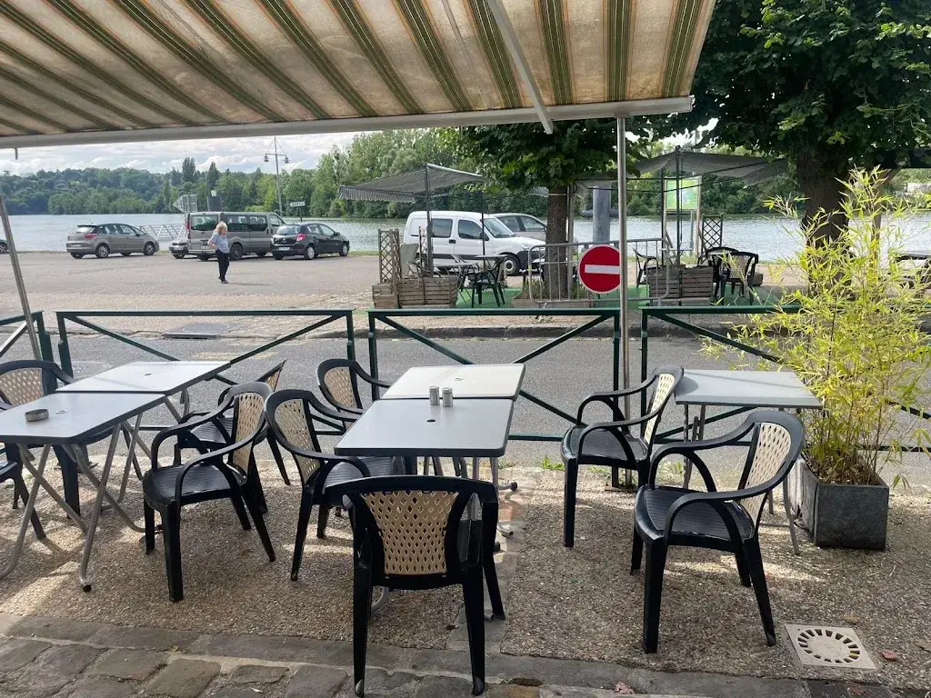 Restaurant grillade kebab bord de seine restaurante en Saint-Mammès