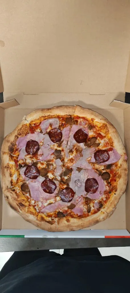 Mr_La Bella Vista_Saint-Germain-lès-Corbeil_review