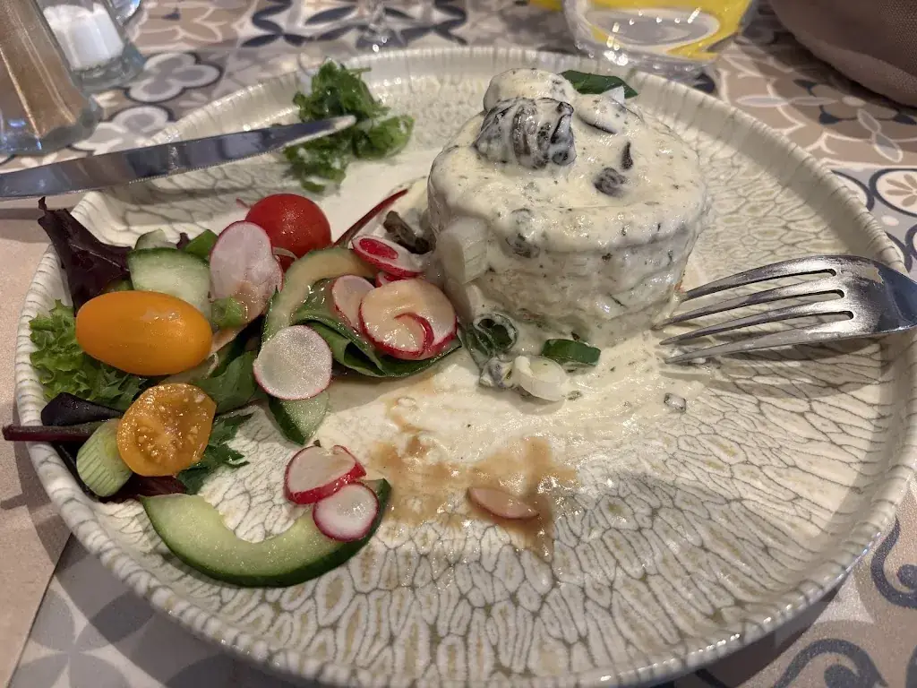 André Lacour_Le Comptoir des Brosses_Saintry-sur-Seine_review