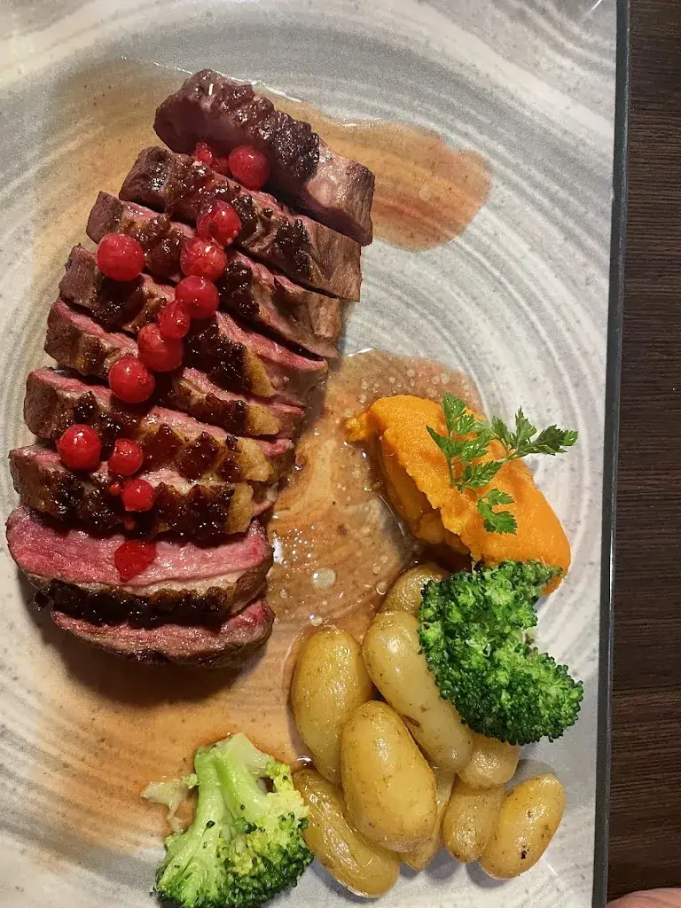 Le spot Restaurant_Tigery_slider_image_3