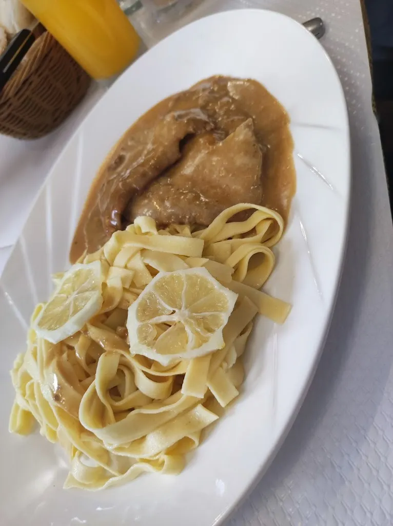 Clara Magalhães_Luna Rossa_Romainville_recensione