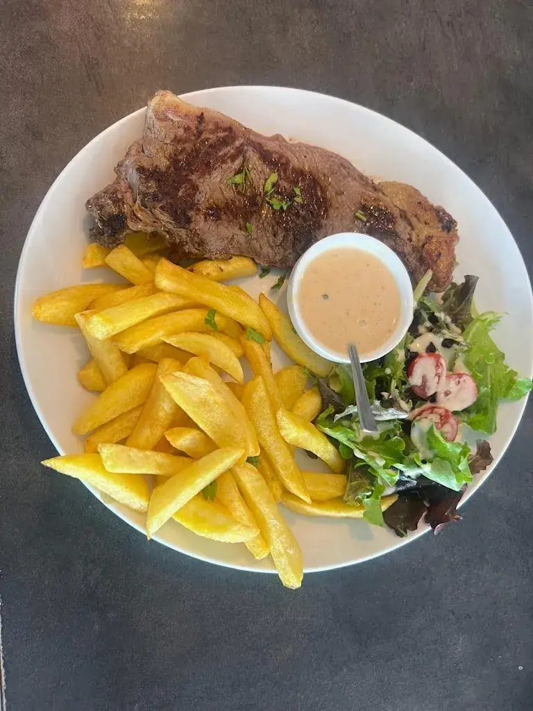 Restaurant Le Soleil_Romainville_slider_image_3