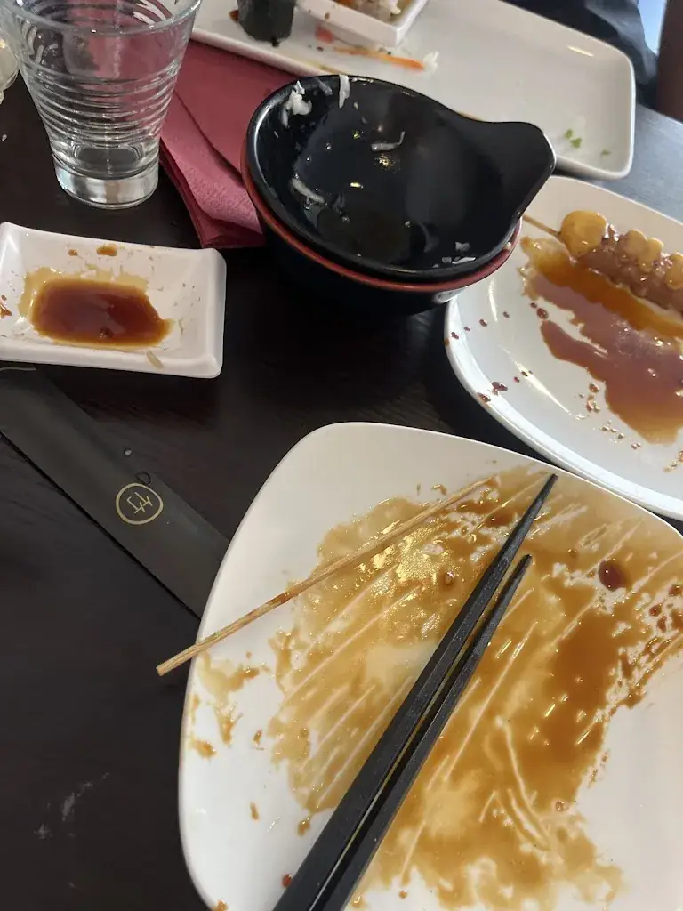 izlem aslan_Osaka_Romainville_review