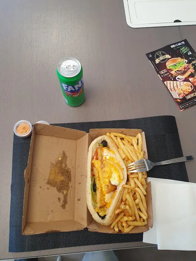 Mister cook_Romainville_slider_image_2