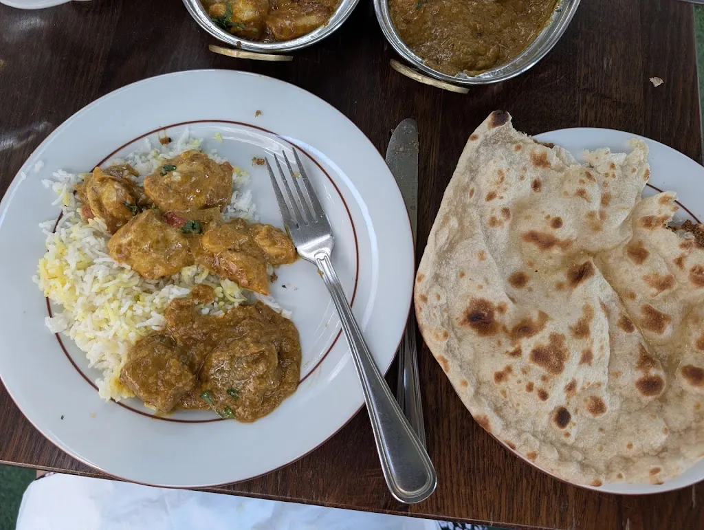 Lois Schatz_Restaurant Namaste Nepal_Romainville_review