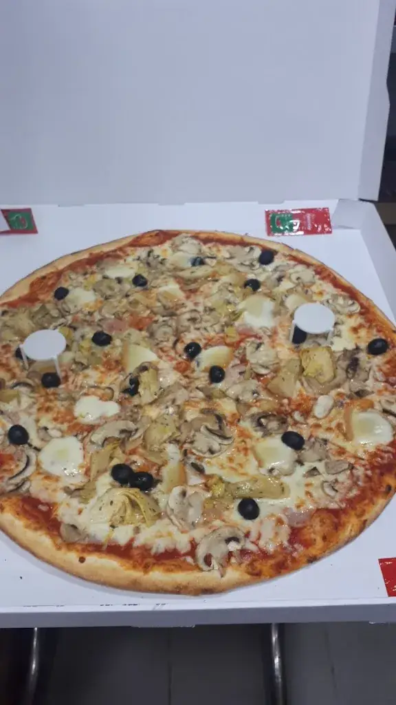 Menü_Royal Pizza93_Romainville_Bild_8