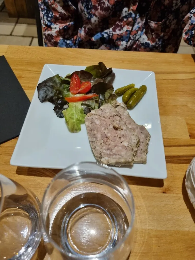 Menu_Restaurant La Tour_Fontaine-Française_immagine_6