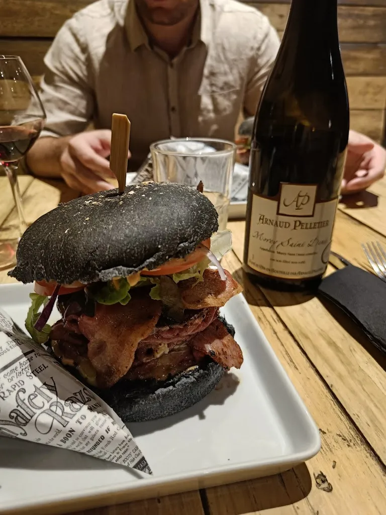 Menu_Restaurant La Tour_Fontaine-Française_immagine_7