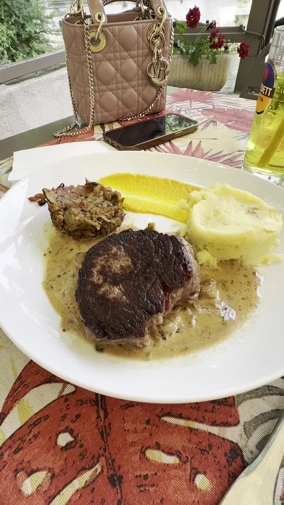 La vanne marel_Fontaine-de-Vaucluse_slider_image_2