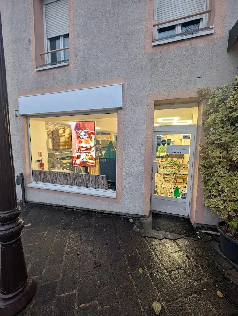 Allan Boldt_Pizzeria Felice_Roissy-en-France_review