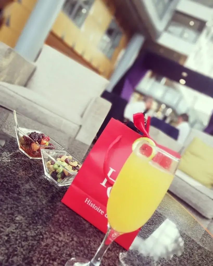 Menu_Restaurant Apollo - Van der Valk Hotel Paris CDG Airport_Roissy-en-France_image_3