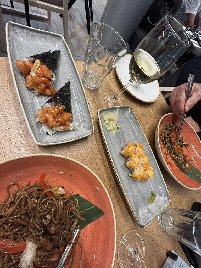 Louise Hampson_Kirei By Kabuki_Roissy-en-France_review