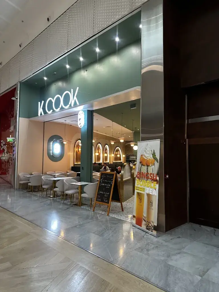 Aminah Imani_K COOK_Roissy-en-France_recensione