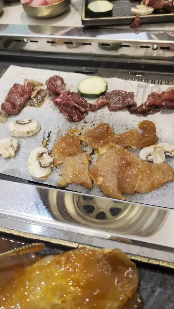 K COOK_Roissy-en-France_slider_image_2