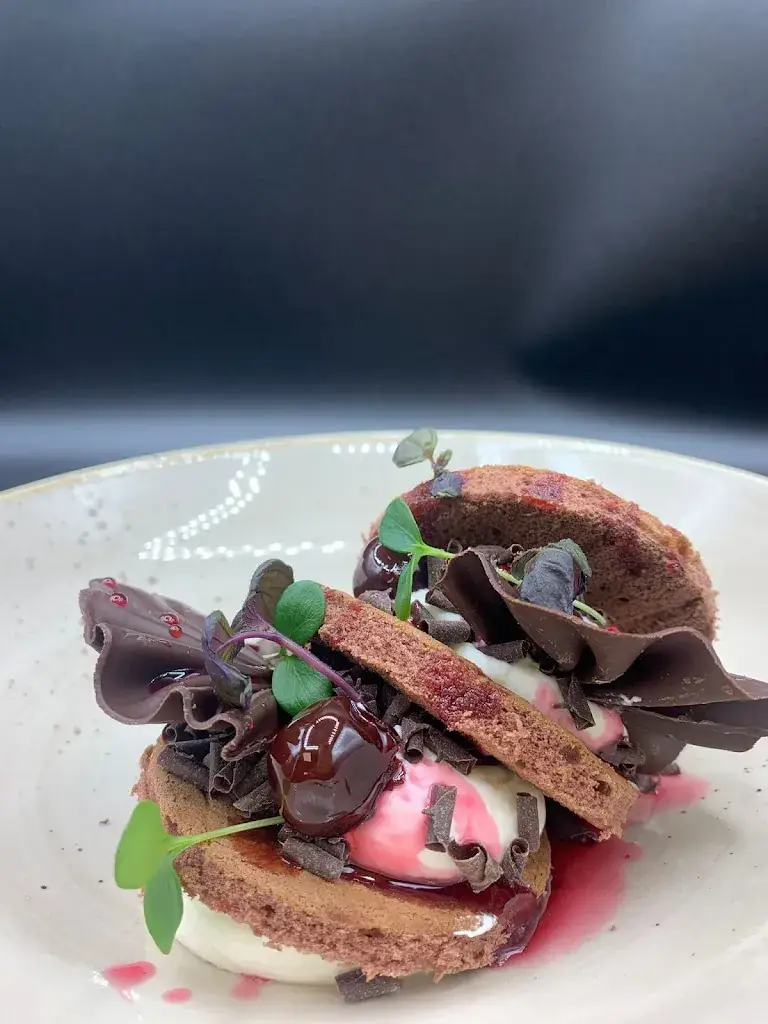 PALM_Roissy-en-France_slider_image_3