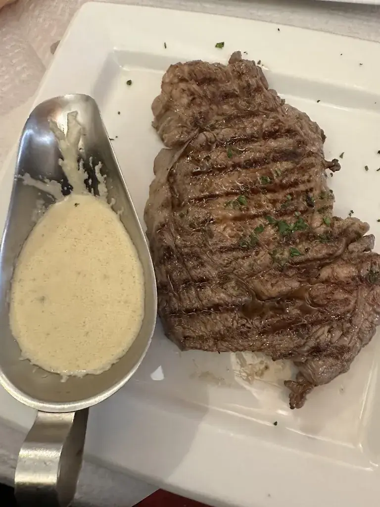 Cason R_Bar Restaurant - Le Grill_Roissy-en-France_review