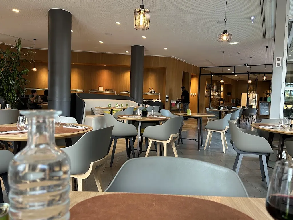 G P_Olivine_Roissy-en-France_review