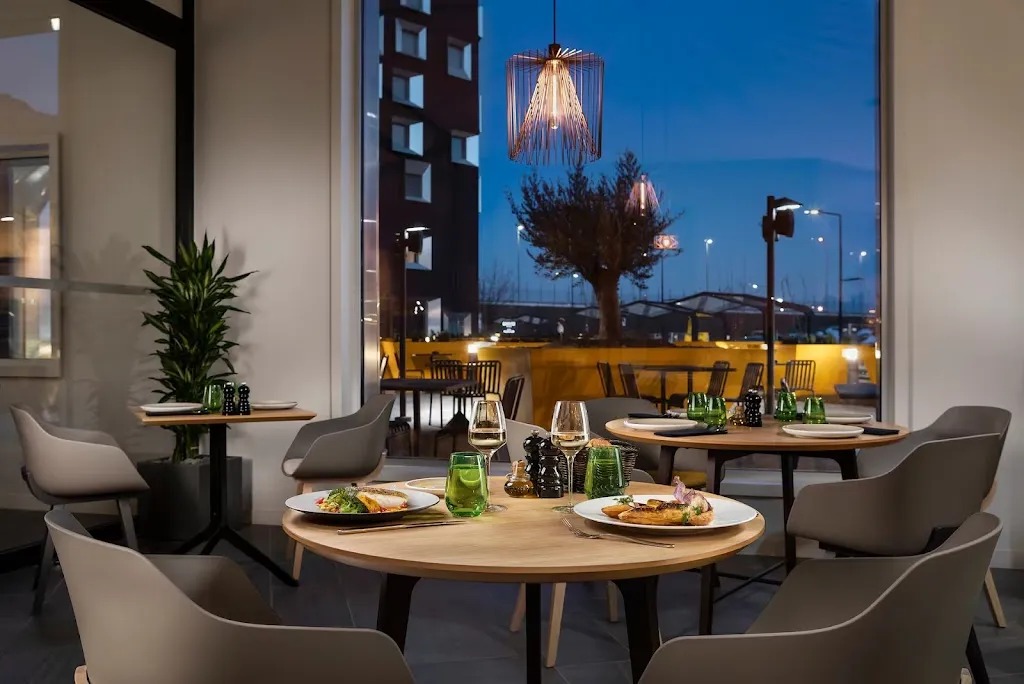 Olivine Restaurant in Roissy-en-France