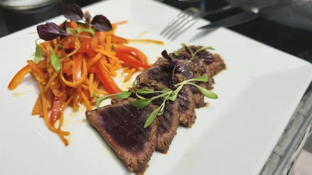 Frederic Neau_L’Infini_Roissy-en-France_review