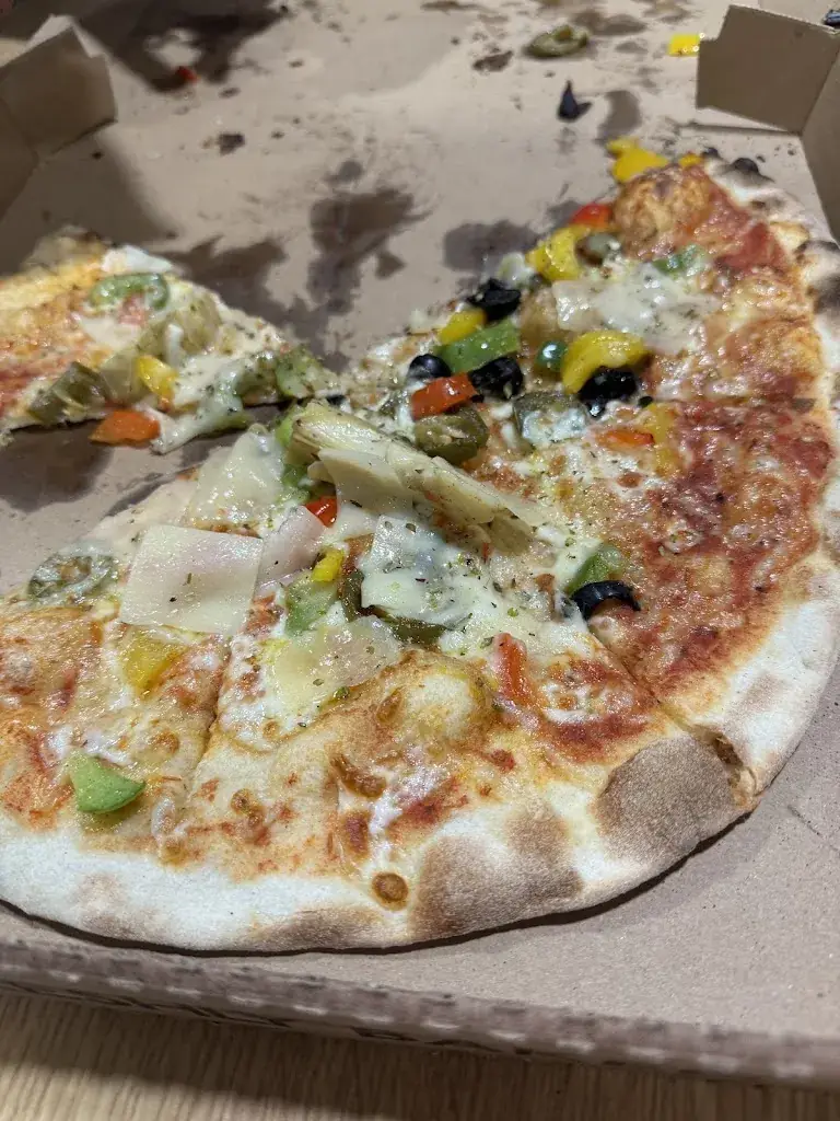 Anshu Sharma_La Pizza Du Chef_Roissy-en-France_review