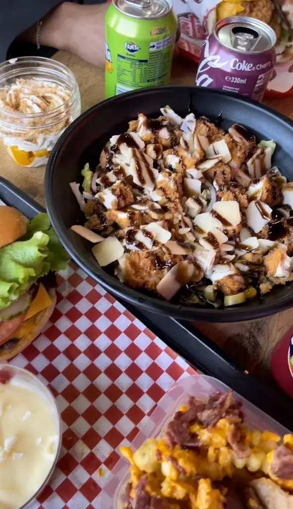 Quen T_Dream Team - Fast food_Saint-Denis_review