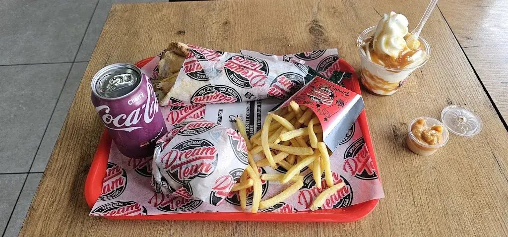 Dream Team - Fast food_Saint-Denis_slider_image_3