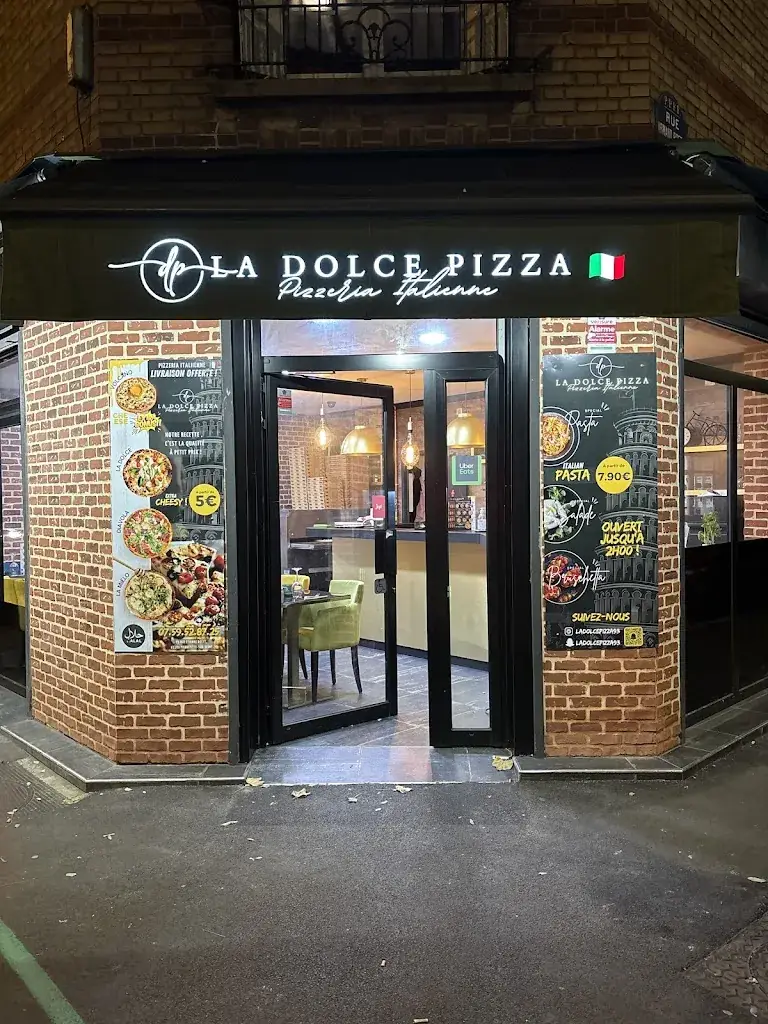 LA DOLCE PIZZA restaurant in Saint-Denis