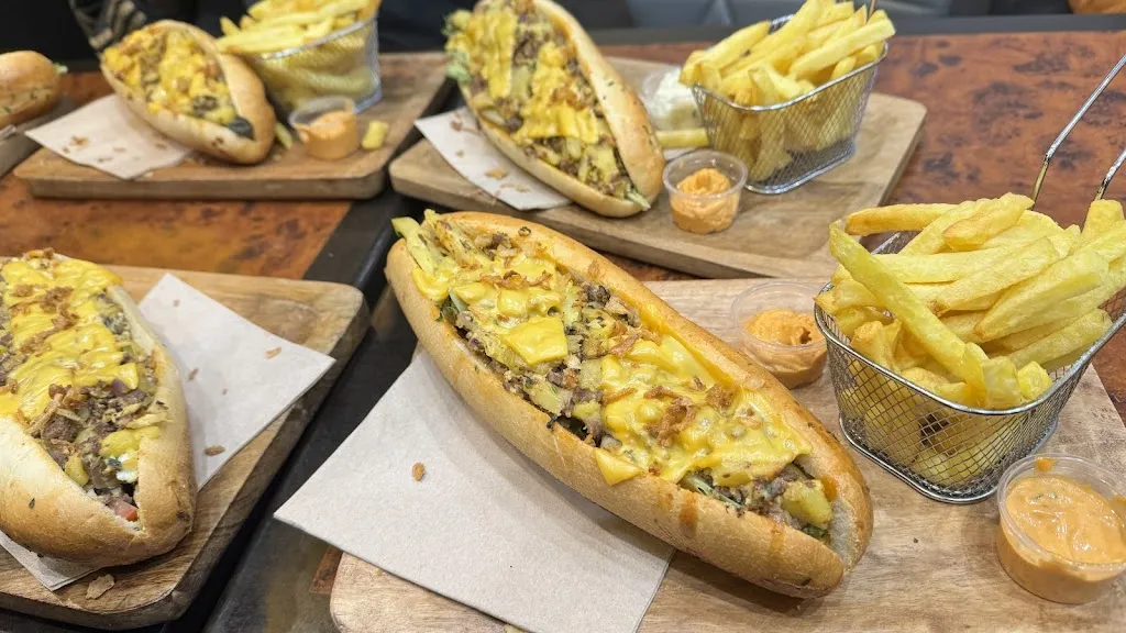 JOE’S GRILL KITCHEN_Saint-Denis_slider_image_2