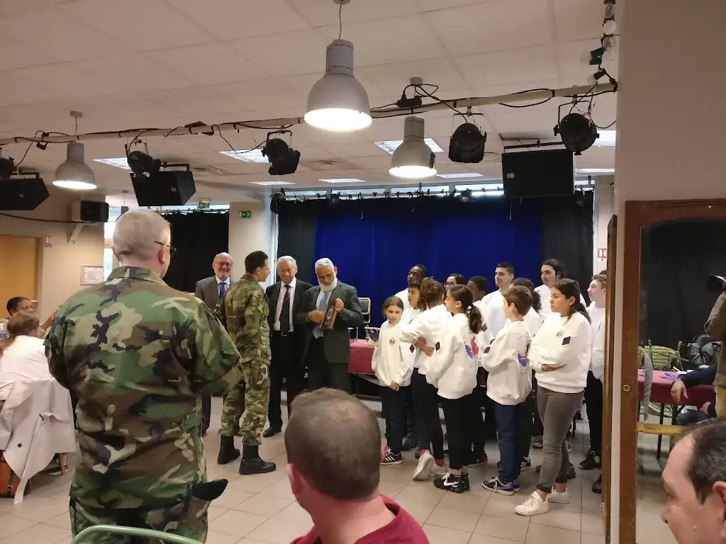 Guinguette "Au 3 Francs 6 Sous" Restaurant in Saint-Denis