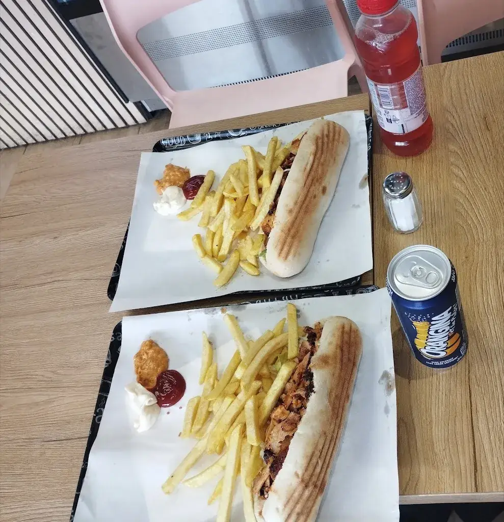 Sayeem Chowdhury_932 MAITRE KEBABIER - AVS_Saint-Denis_review