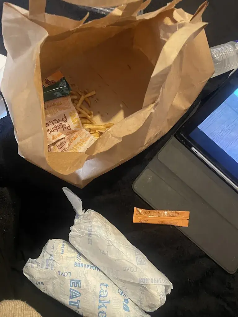 Aalyah Salvatore_Chchi_Saint-Denis_review