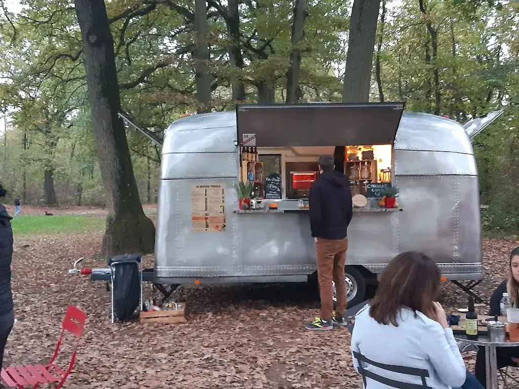 Molter Francois_Le Wood Truck_Saint-Leu-la-Forêt_review