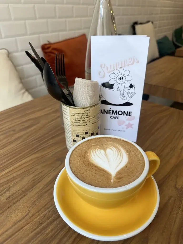 Anémone Café_Saint-Leu-la-Forêt_slider_image_3