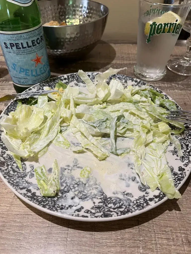 bonita amore_Les Cygnes_Saint-Gratien_review