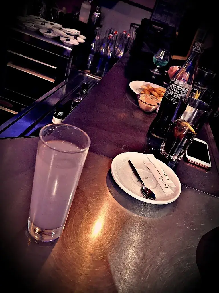 Clos du chateau_Saint-Gratien_slider_image_2