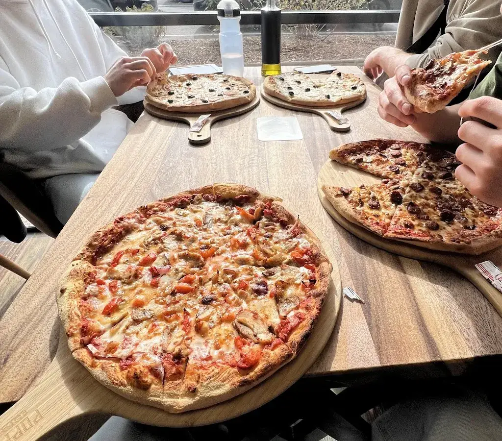 POPPIE'S PIZZA SAINT GRATIEN_Saint-Gratien_slider_image_2