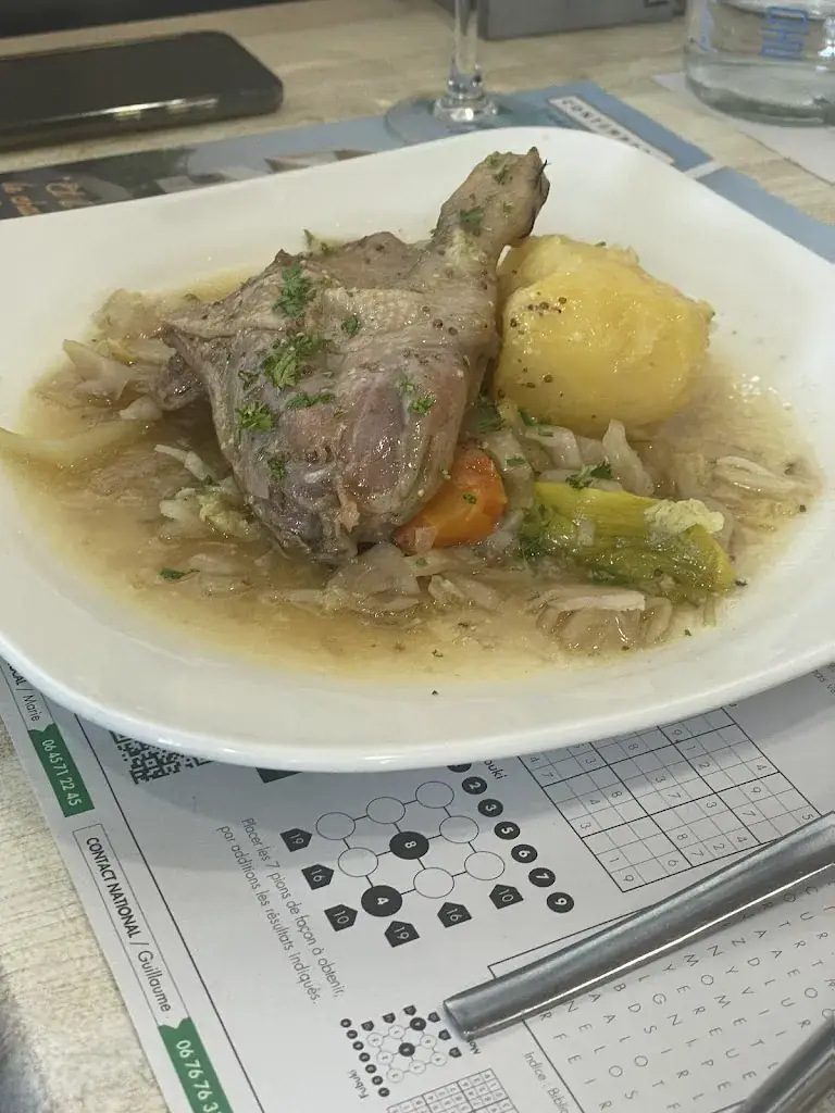 Javad Samei_Restaurant Instants Partagés_Échirolles_review