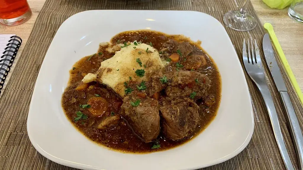 ELODIE Garcin_Restaurant Instants Partagés_Échirolles_review