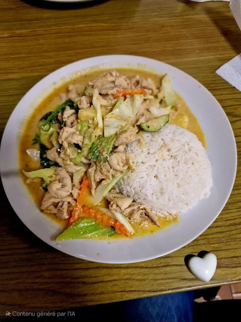 Restaurant Mâe Khong_Saint-Maurice_slider_image_2