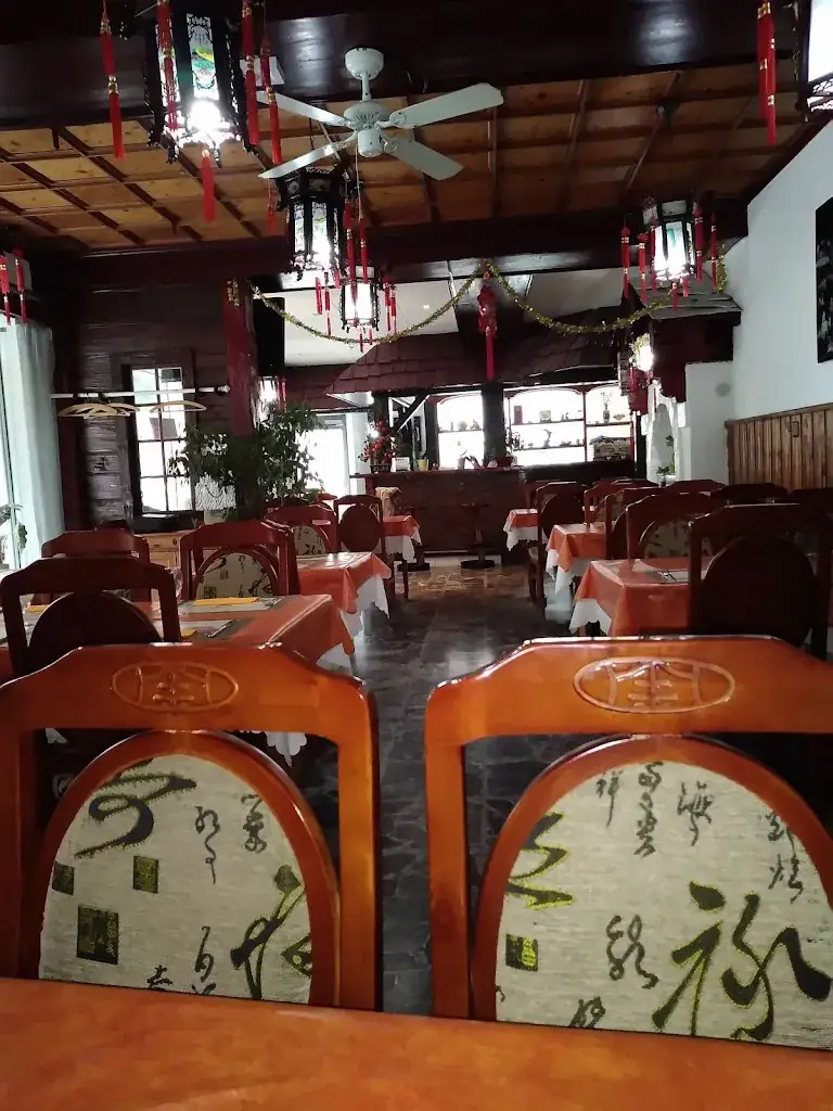 Jardin Pivoine_Saint-Maurice_slider_image_3